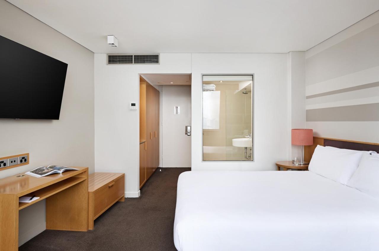 Superior Zimmer Skyline mit Kingsize-Bett