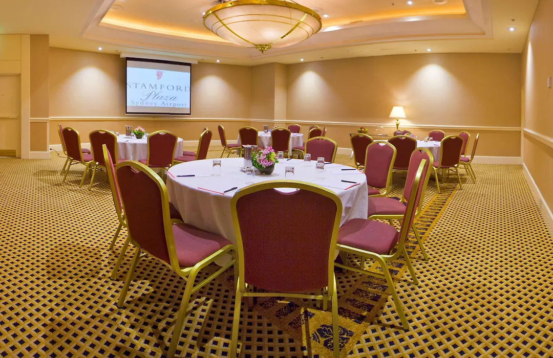 Stamford Plaza Sydney Airport Hotel & Conference Centre-1