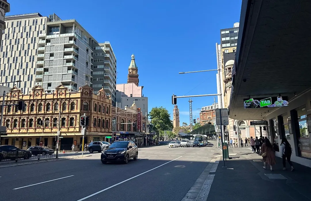 Sydney Riseon Hotel-1
