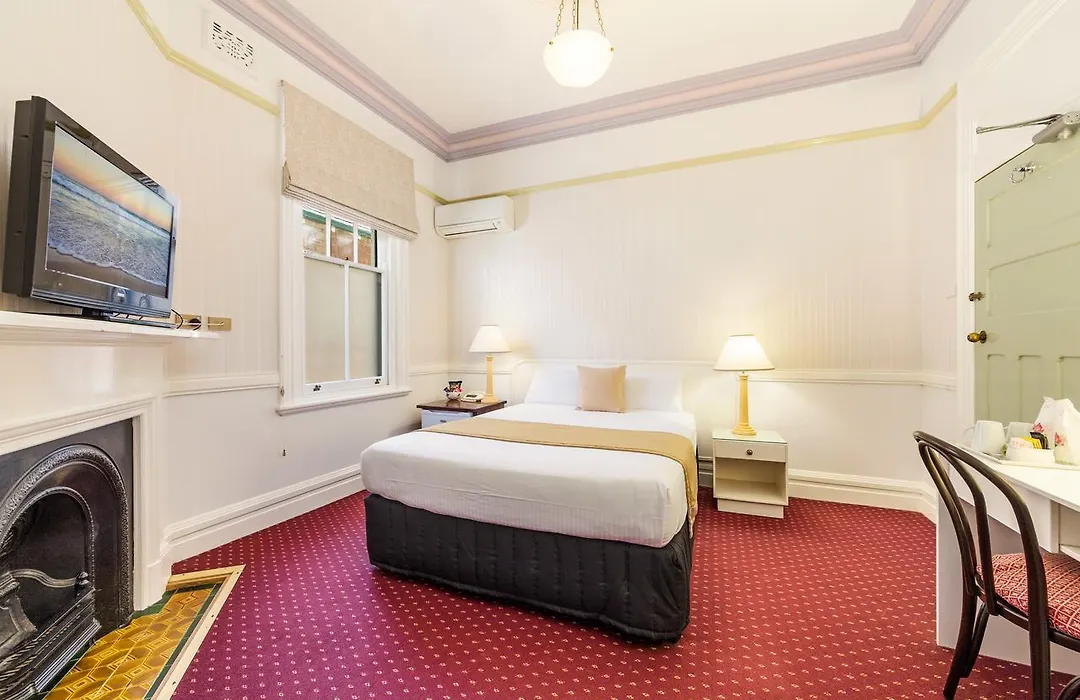 Mclaren Hotel - North Sydney-1