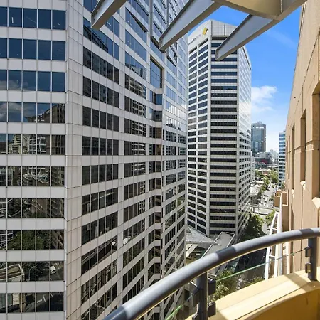 Yehs Hotel Sydney Harbour Suites-3