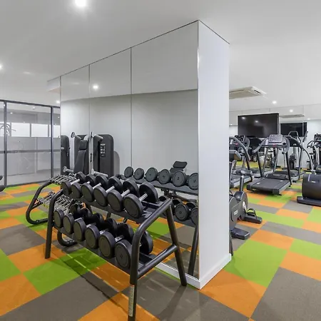 Meriton Suites Mascot Central-2
