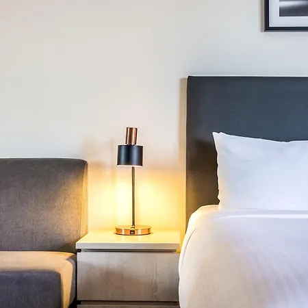 Oaks Sydney Castlereagh Suites-3