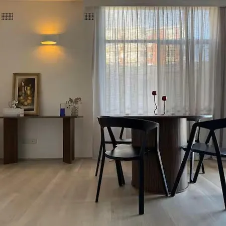 Carnarvon Lodge Kirribilli, Sydney-3