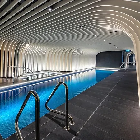 Skye Suites Sydney-3
